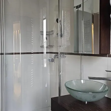 Apolonia Montmartre; Sure Collection By Western Hotell 3*