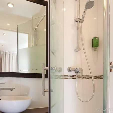 Apolonia Montmartre; Sure Collection By Western Hotel 3*