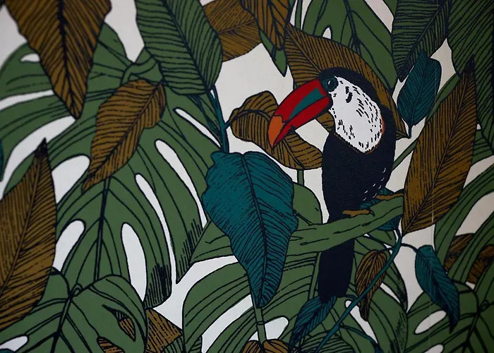 Apolonia Montmartre; Sure Collection By Western Parijs