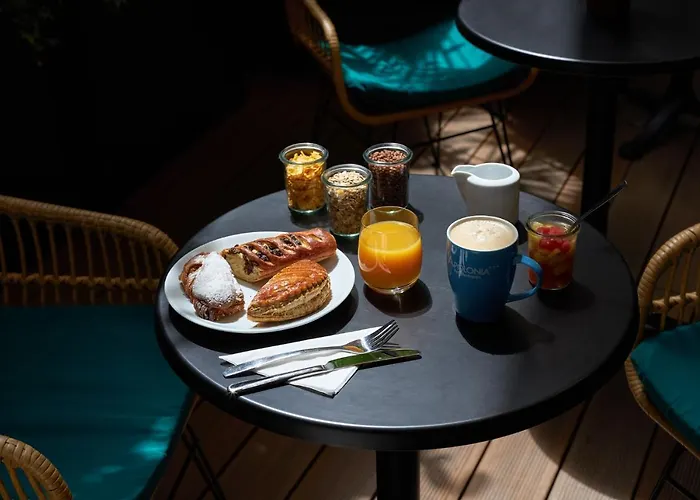 Hotel Apolonia Montmartre; Sure Collection By Western 3*