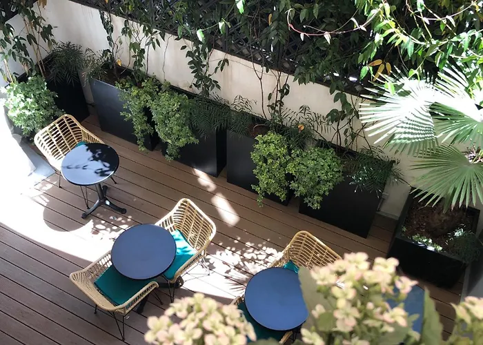 Apolonia Montmartre; Sure Collection By Western 3* Parijs