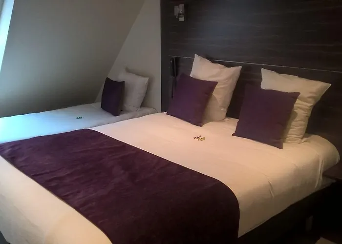 Apolonia Montmartre; Sure Collection By Western Parijs