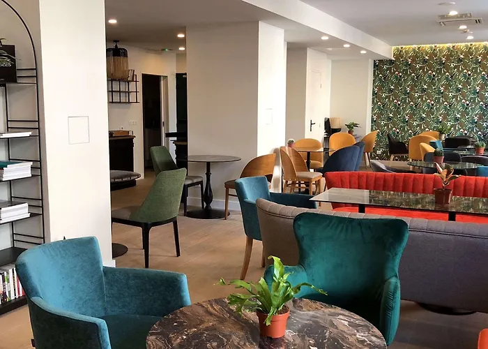 Apolonia Montmartre; Sure Collection By Western 3* Parijs