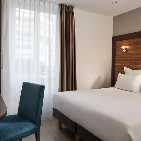 Apolonia Montmartre; Sure Collection By Western 3* Paris